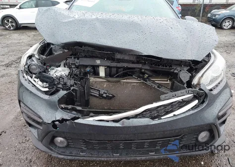 2021 Kia Forte Fe z USA, uszkodzony, nr VIN 3KPF24AD9ME325126